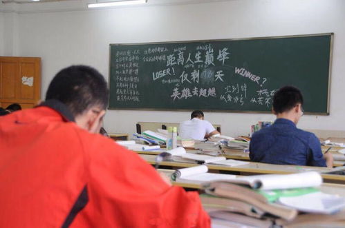 学校保洁员是干什么的，累吗？